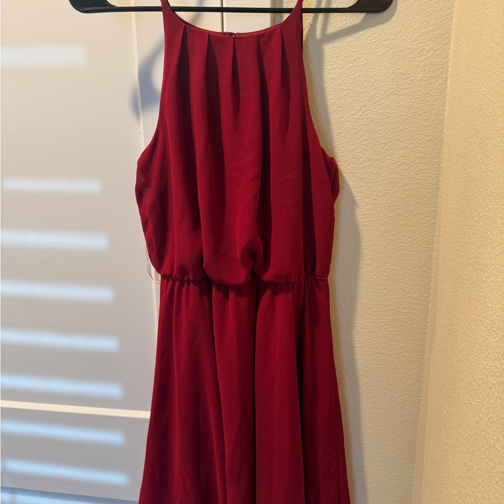 Elegant Red Sleeveless Dress